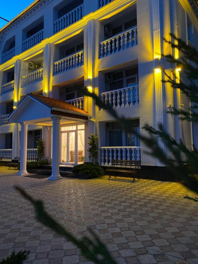 Hotel Олимп Zaliznyi Port Exterior foto